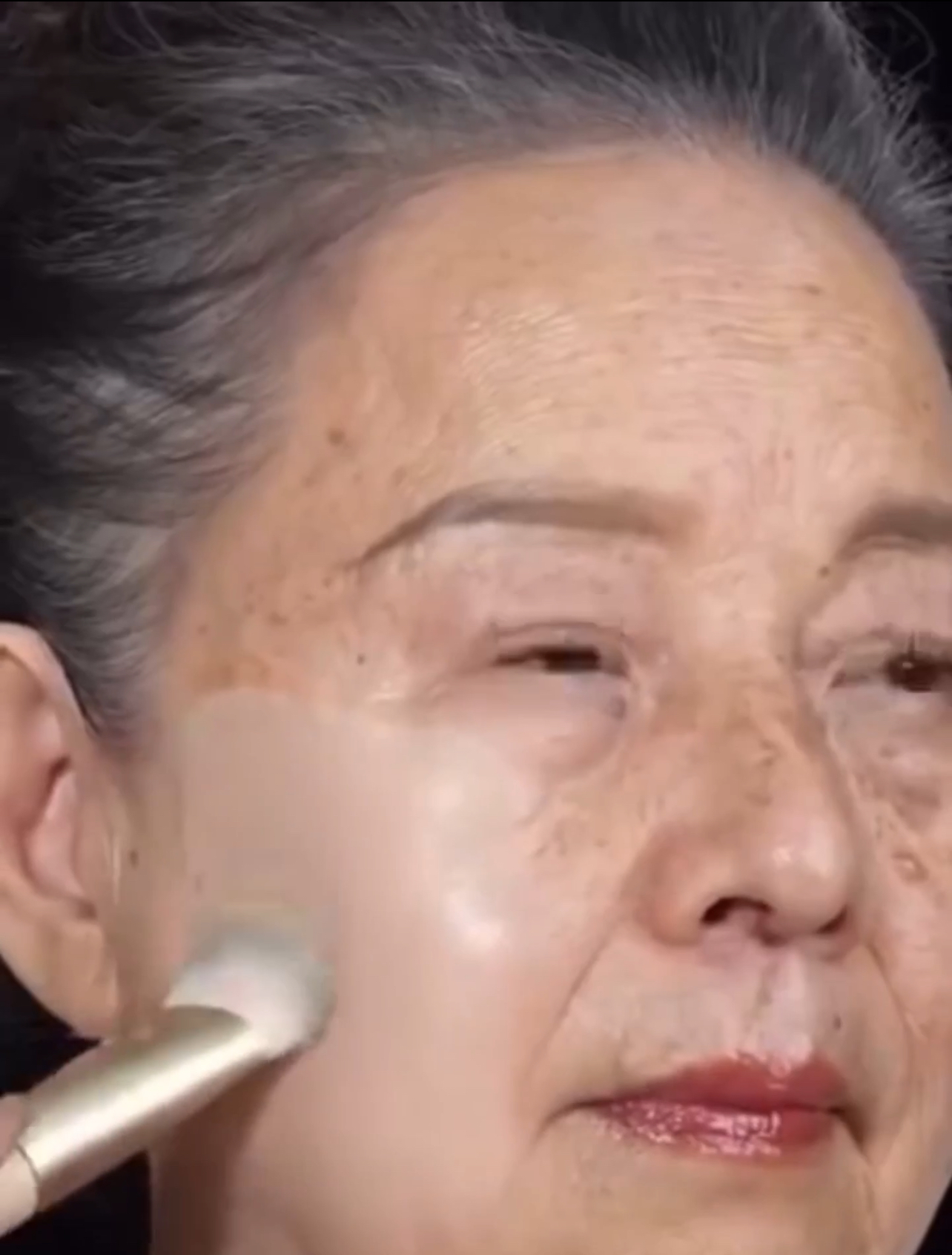 Esta era la cara de mi mamá… y mira cómo cambió con esta crema natural